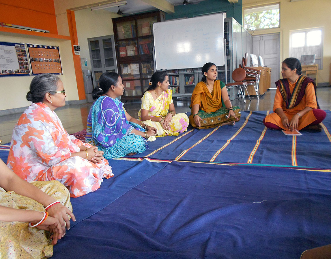 Counsellor Vandana Rokade talking to the beneficiaries on emotional adjustment (October, 2012)