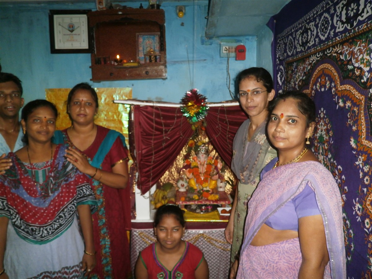 Ganesh decorations change the home décor