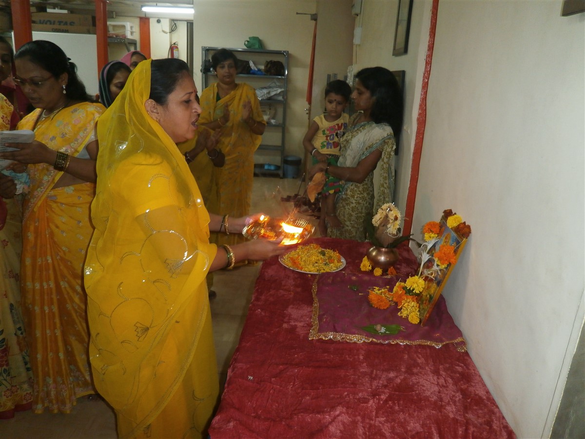 Doing the puja before the start of the event 